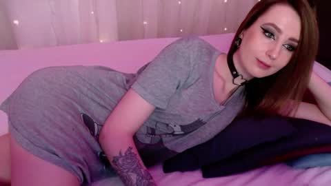 Snapshot of sweet_alica15 chatting on December 29, 6:16 pm Alice online show from December 29, 6:16 pm