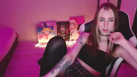 Alice online show from March 17, 8:45 pm