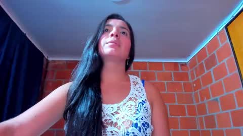 sweet and hot alaia online show from November 18, 12:27 am