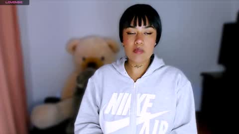 Snapshot of sweet_angel2001 chatting on November 28, 9:34 am Stephanie online show from November 28, 9:34 am