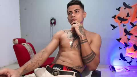 sweet_angel25 online show from October 21, 12:00 am