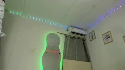 sweet_angelicaxxx online show from October 6, 5:27 am