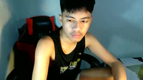 sweet_asinkurt online show from May 6, 1:16 pm