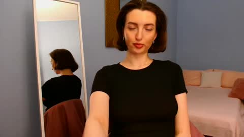 Snapshot of sweet_baby_miranda_ chatting on January 27, 11:22 pm Miranda online show from January 27, 11:22 pm