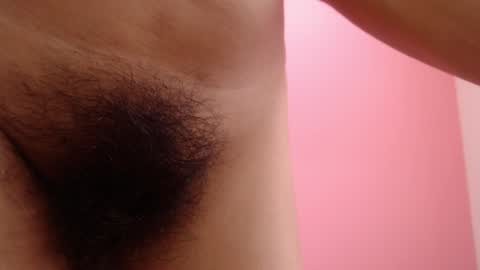 Snapshot of sweet_barbiiee chatting on January 19, 5:28 pm Barbara online show from January 19, 5:28 pm