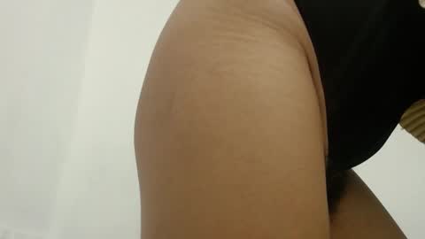 Snapshot of sweet_barbiiee chatting on February 26, 3:21 am Barbara online show from February 26, 3:21 am