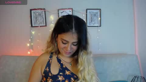 Bella Valery online show from April 28, 8:47 pm