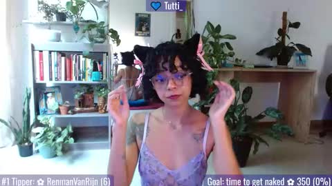 Tutti  online show from March 26, 1:28 pm