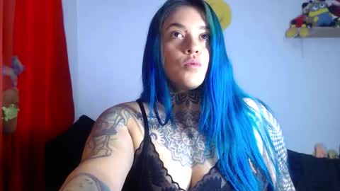 Snapshot of sweet_bubblee chatting on November 5, 10:10 pm Bubbles online show from November 5, 10:10 pm