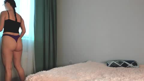 Christina online show from February 3, 9:47 am