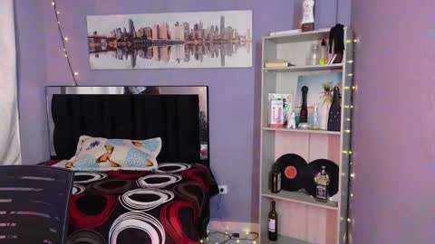 Candy online show from November 19, 3:23 pm