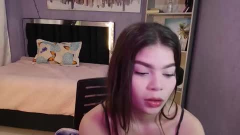 Candy online show from November 25, 2:50 pm