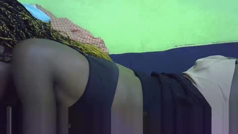 sweet_candie01 online show from March 10, 1:21 am