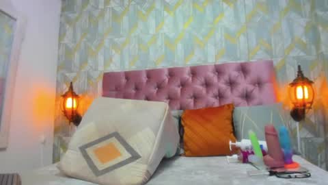 sweet_candy_sex1 online show from June 20, 12:58 am