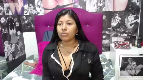 Snapshot of sweet_canelaa73 chatting on November 7, 5:46 pm canelaa online show from November 7, 5:46 pm