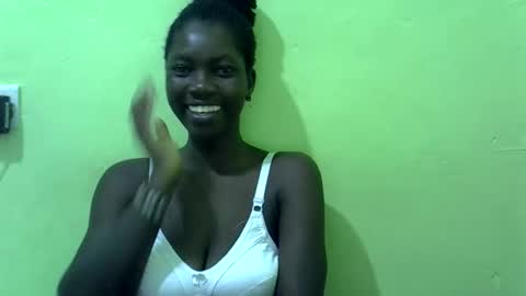 sweet_cherie1 online show from February 24, 5:38 am