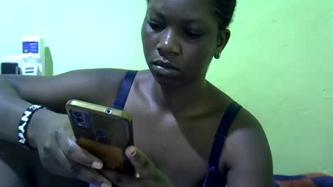 sweet_cherie1 online show from June 24, 4:11 am