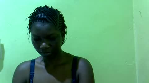 sweet_cherie1 online show from July 8, 3:44 am