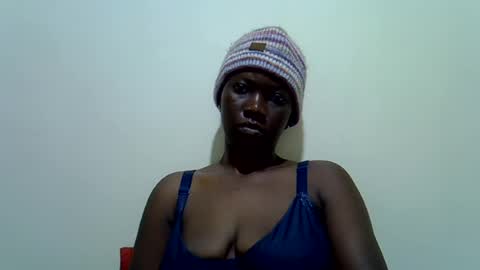 sweet_cherie1 online show from August 3, 9:51 pm