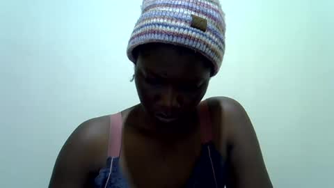 sweet_cherie1 online show from August 5, 4:37 am