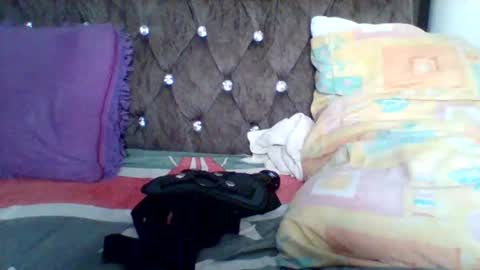 Snapshot of sweet_cherry007 chatting on October 1, 4:46 pm sweet_cherry007 online show from October 1, 4:46 pm