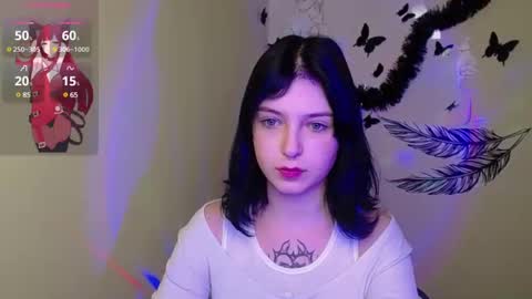 Snapshot of sweet_cherryg chatting on February 17, 12:59 pm Ivy online show from February 17, 12:59 pm