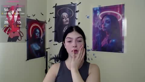 Ivy online show from October 31, 7:09 am