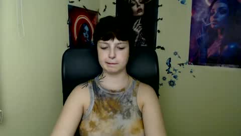 Ivy online show from July 3, 6:14 pm