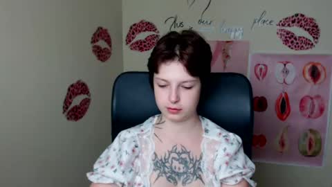 Ivy online show from July 16, 6:19 am