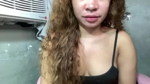 Snapshot of sweet_daisy04 chatting on July 12, 8:11 pm Daisy online show from July 12, 8:11 pm