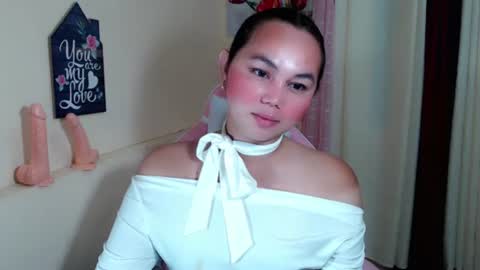 Snapshot of sweet_danicaa chatting on July 25, 6:49 pm danice online show from July 25, 6:49 pm