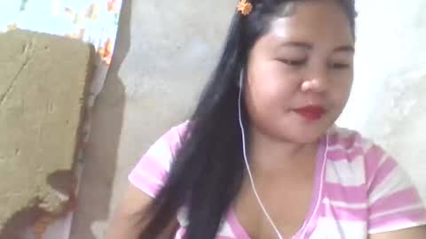 Snapshot of sweet_eddine chatting on October 2, 2:35 pm sweet_eddine online show from October 2, 2:35 pm