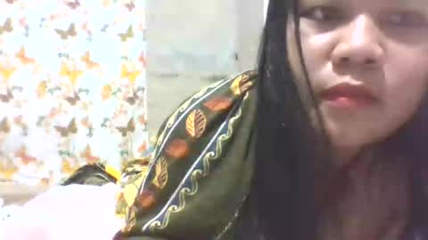 Snapshot of sweet_eddine chatting on October 30, 1:23 pm sweet_eddine online show from October 30, 1:23 pm