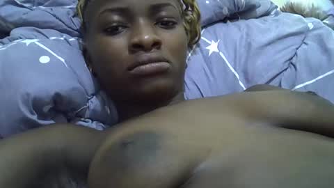 Snapshot of sweet_eldah chatting on September 10, 4:29 pm Sweet eldah online show from September 10, 4:29 pm