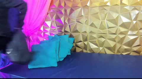 Snapshot of sweet_emmili chatting on January 17, 6:12 pm emmili online show from January 17, 6:12 pm