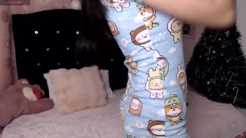 Hannah online show from December 22, 10:01 am