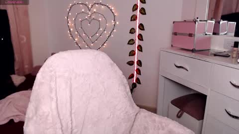 Hannah online show from May 20, 2:29 am