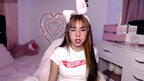 Hannah online show from June 3, 2:36 am