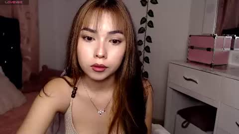 Hannah online show from June 16, 2:36 am