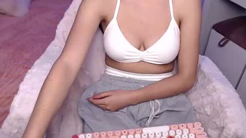 Hannah online show from July 7, 7:23 am