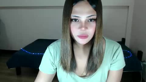 Snapshot of sweet_hard_queenxxx chatting on February 10, 1:57 am sophia daisy online show from February 10, 1:57 am