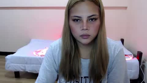 Snapshot of sweet_hard_queenxxx chatting on September 28, 11:10 pm sophia daisy online show from September 28, 11:10 pm