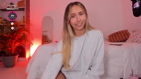 Snapshot of sweet_kalisa chatting on January 5, 9:57 pm Call me Kali  online show from January 5, 9:57 pm