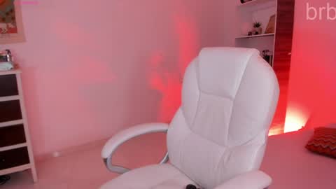 Snapshot of sweet_kalisa chatting on January 31, 3:22 pm Call me Kali  online show from January 31, 3:22 pm