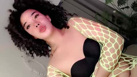 sweet_katrina69 online show from February 5, 6:40 am