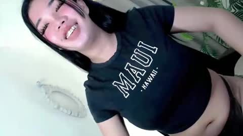 sweet_katrina69 online show from February 23, 9:28 am