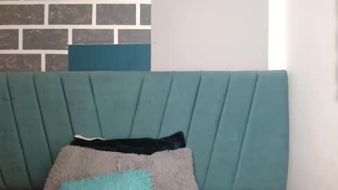 sweet_kitty_05 online show from April 26, 11:35 pm