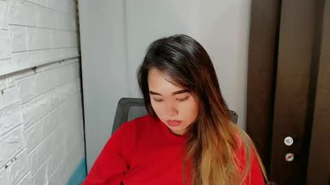 LAIKA online show from December 16, 4:23 am