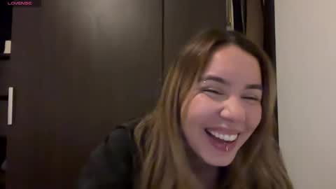 Larissa online show from January 11, 1:43 am