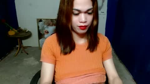 Snapshot of sweet_like_angel143 chatting on July 2, 6:36 pm angie online show from July 2, 6:36 pm